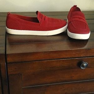 Red stretchy mesh 8.5 loafers